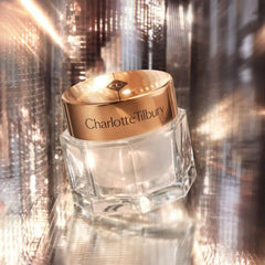 Charlotte Tilbury Magic Cream Face Moisturizer - Firming & Hydrating Face Cream to Create a Smoother-Looking Base for Makeup - Enriched with Vitamins C & E, Peptide Complex & Hyaluronic Acid