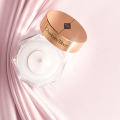 Charlotte Tilbury Magic Cream Face Moisturizer - Firming & Hydrating Face Cream to Create a Smoother-Looking Base for Makeup - Enriched with Vitamins C & E, Peptide Complex & Hyaluronic Acid