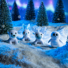 The Elf on the Shelf Noorah Snow Sculpture Surprise – Arctic Fox Storage Toy with 1 Mystery Plush Animal Inside – Collectible Mini Snow Bunny, Owl, Moose, or Bear – Holiday Stocking Stuffer for Kids