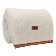 UGG womens Uggfluff Scalloped Scarf